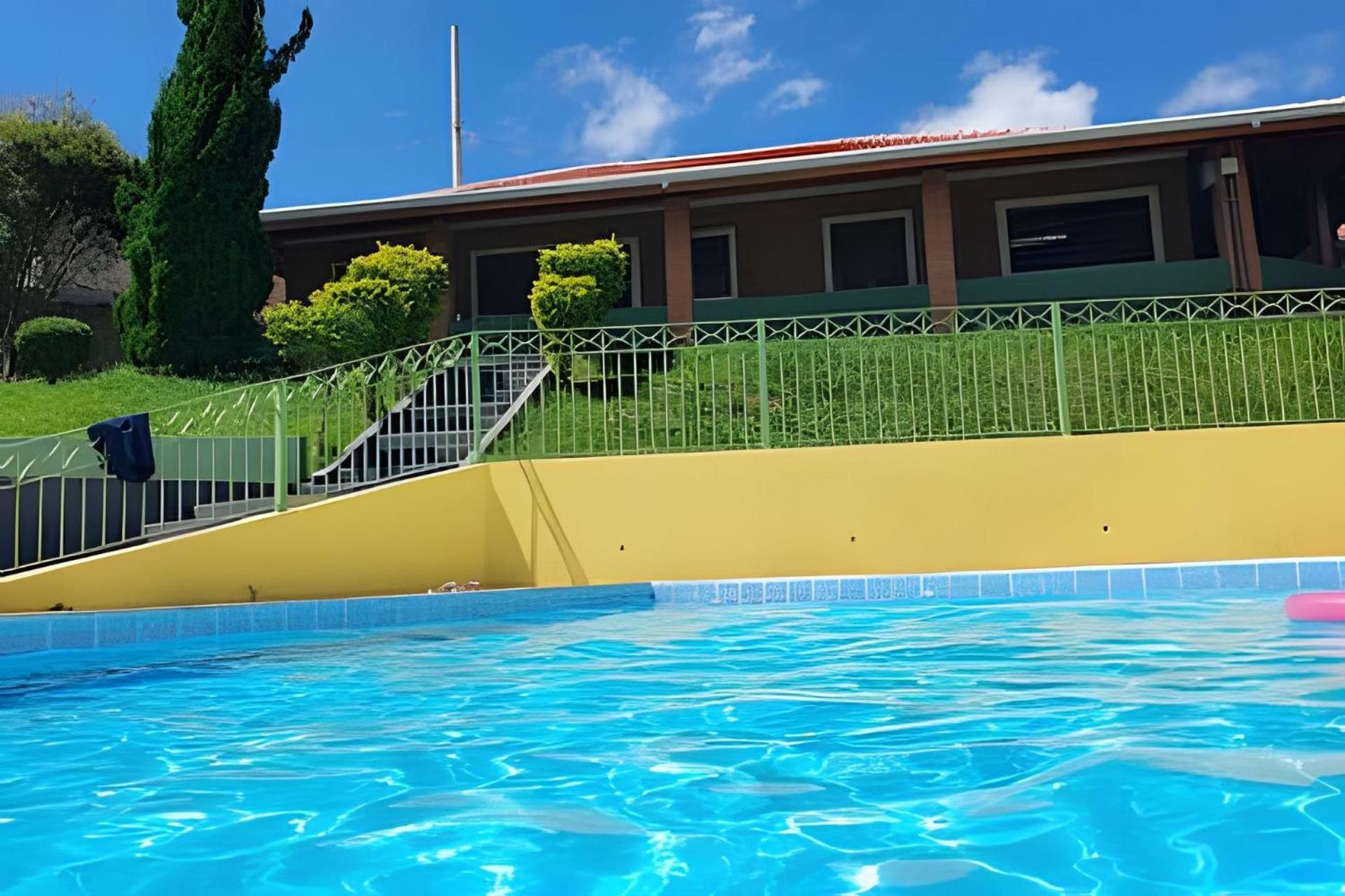 Вилла Chacara Com Piscina Aquecida- Perdoes Бон-Жезус-дус-Пердойнс Экстерьер фото